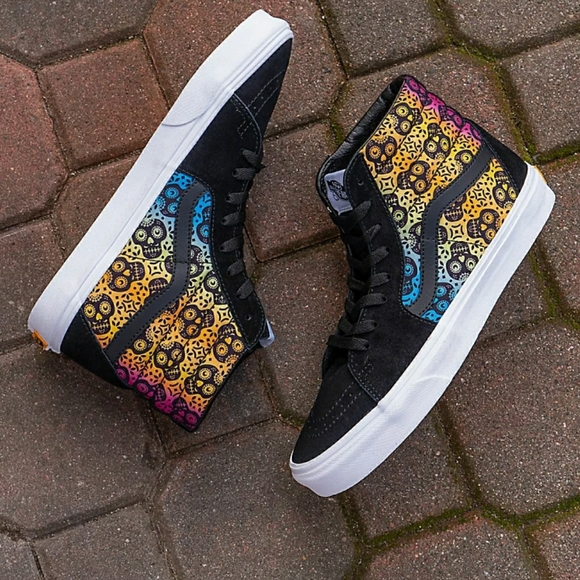 Street Chic VANS Sk8-Hi Shoes - Picture 9 of 9